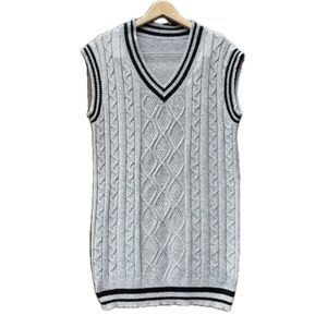 SHEIN Gray Cable Knit Sleeveless Sweater Vest Dress Ladies Size Large